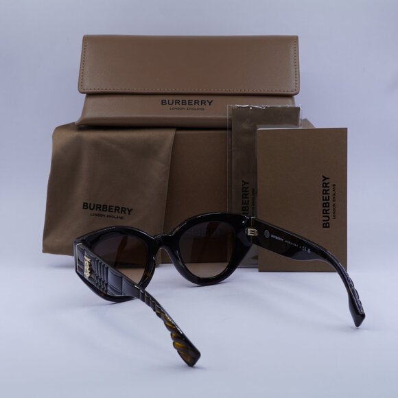 Final Price! Burberry Meadow BE4390 300213 Sunglasses - Picture 8 of 8